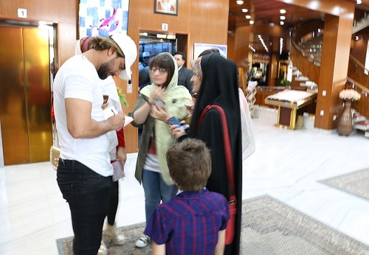 هتل پارس اهواز میزبان ماکان بند
